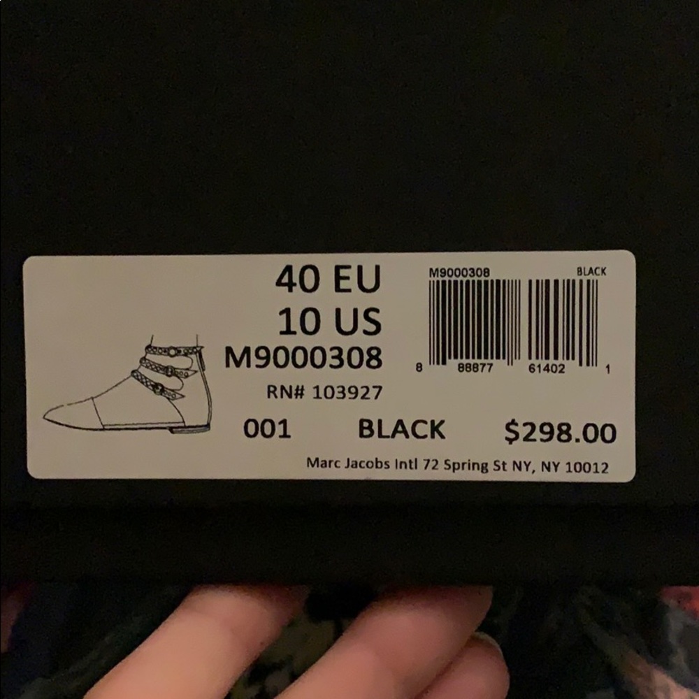 Marc by Marc Jacobs pointy flats